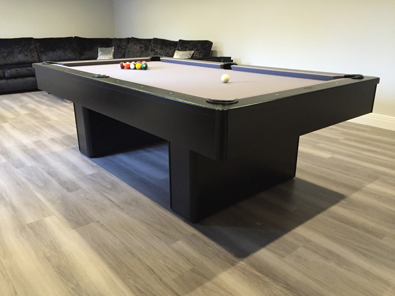 Olhausen Monarch Pool Table in Black (Grey Cloth) - American Pool Table